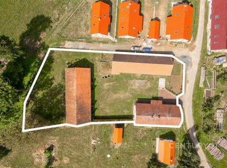 . | Prodej - zemědělský objekt, 2 415 m²