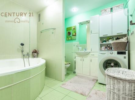 . | Prodej bytu, 4+1, 75 m²