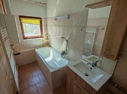 Bez popisku | Prodej - dům/vila, 202 m²