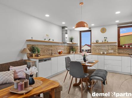 dsc06024.jpg | Prodej - dům/vila, 201 m²