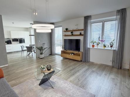 20260715_094553942_iOS | Pronájem bytu, 2+kk, 74 m²