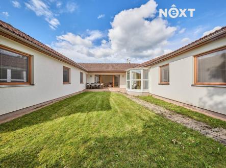 Prodej - dům/vila, 210 m²