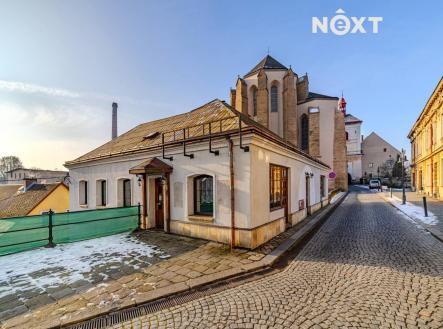 Prodej - dům/vila, 325 m²