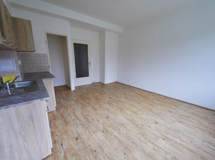 Fotka 2 | Pronájem bytu, 1+kk, 32 m²