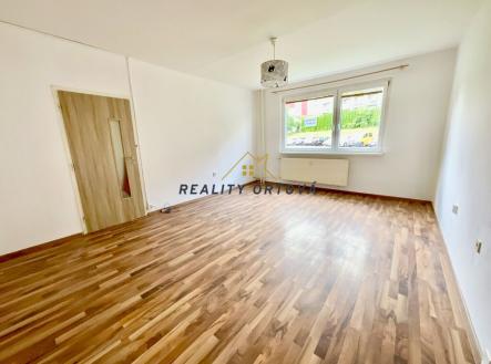 Pokoj | Prodej bytu, 1+1, 35 m²