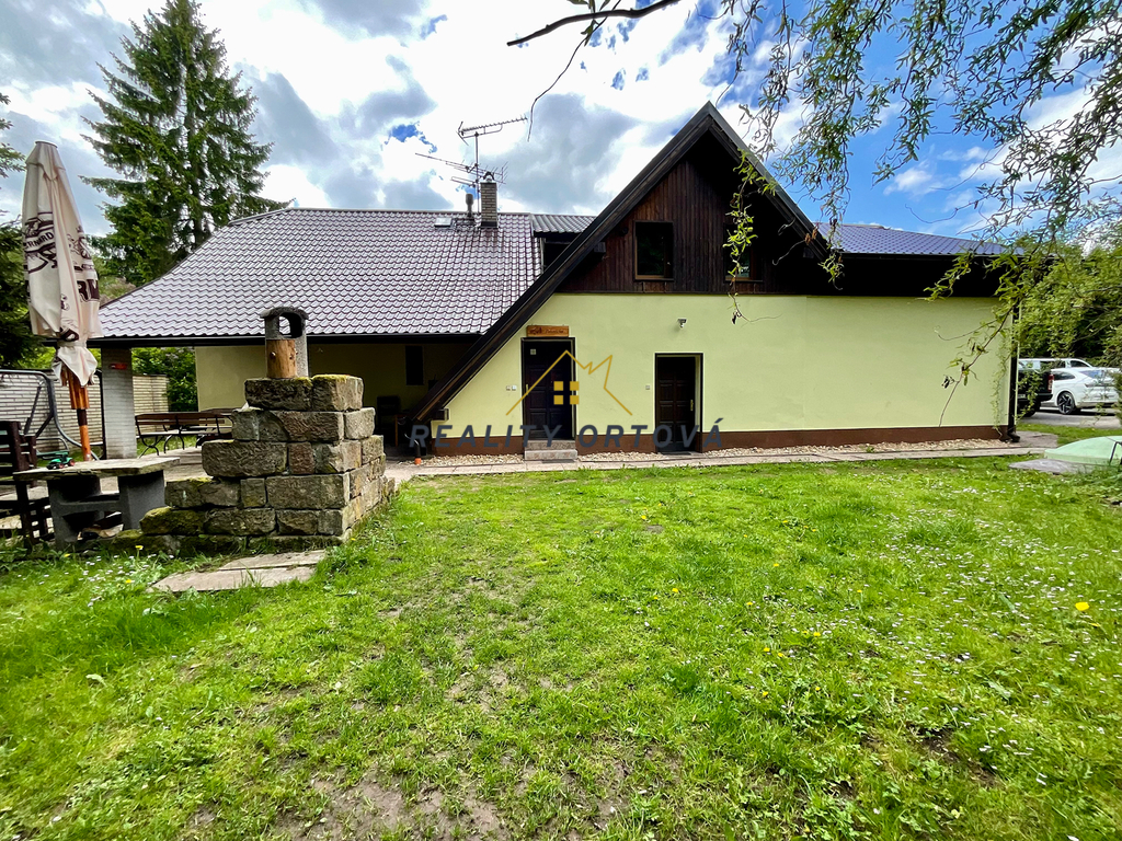 Dům
