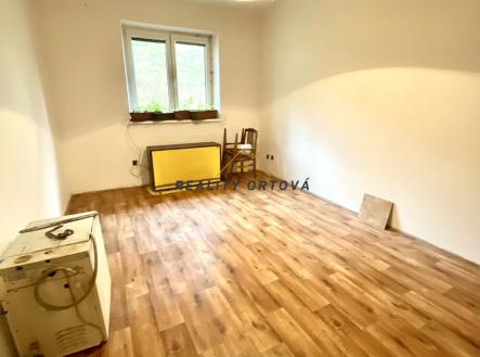 Pokoj | Prodej bytu, 1+1, 36 m²