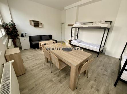 Pokoj | Prodej - hotel, 1 500 m²