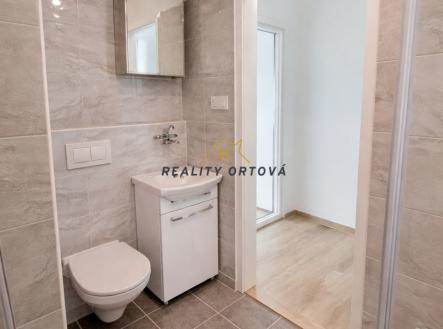 Koupelna | Pronájem bytu, 1+kk, 30 m²