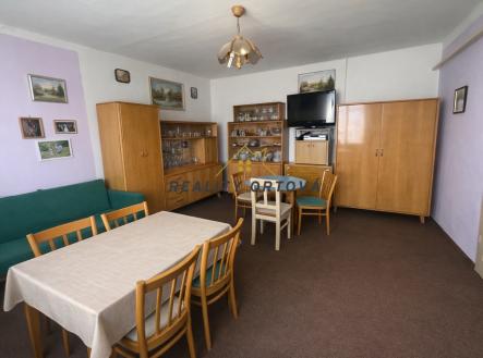 Pokoj | Prodej - dům/vila, 179 m²