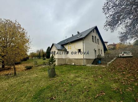 Dům | Prodej - dům/vila, 160 m²
