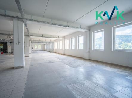 zamecek-01.jpg | Prodej - výrobní prostor, 3 135 m²