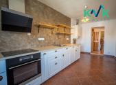 Prodej bytu, 3+1, 90 m²