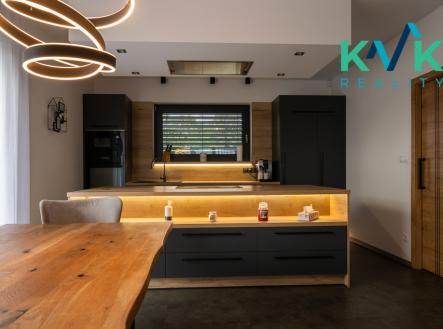 prodej-rodinny-dum-hajek-karlovy-vary-ostrov-21.jpg | Prodej - dům/vila, 228 m²