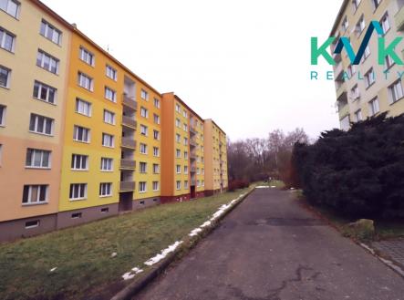 zesvetleny-zadni-dum.jpg | Prodej bytu, 4+1, 73 m²
