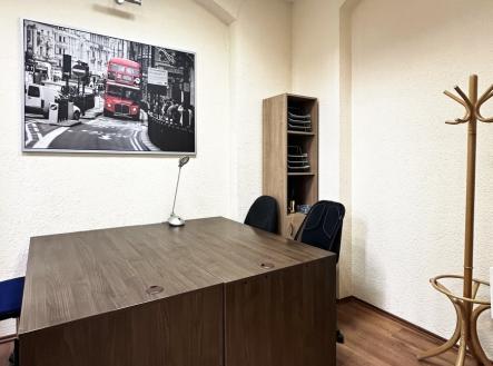 img-3168.jpg | Prodej - kanceláře, 47 m²