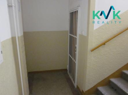 img-3048.jpg | Pronájem - obchodní prostor, 19 m²