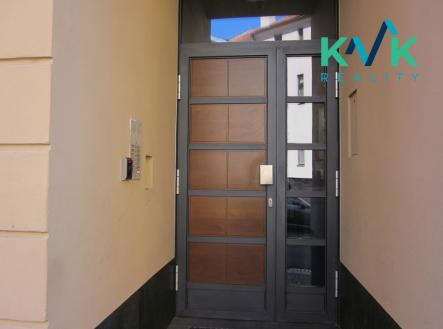 img-3052.jpg | Pronájem - obchodní prostor, 20 m²