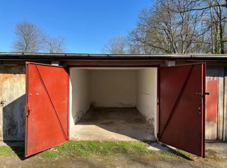 7da04c09-6da7-4638-aa19-3097b9d9e9e8.jpg | Pronájem - malý objekt/garáž