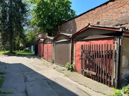940368df-fbb5-4b6d-b7ec-25cfe79fddf0.jpg | Pronájem - malý objekt/garáž