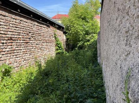Pronájem - pozemek, zahrada, 82 m²