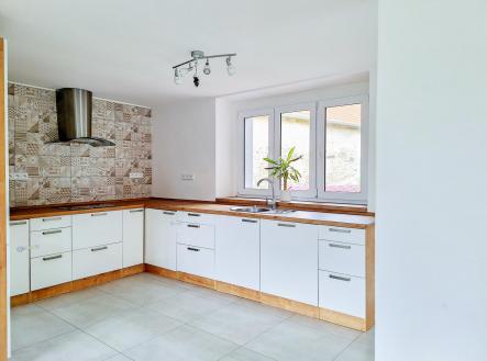 20240630_165029-top.jpg | Prodej - dům/vila, 162 m²