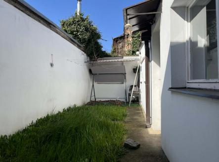 zahrada.jpg | Pronájem - dům/vila, 67 m²