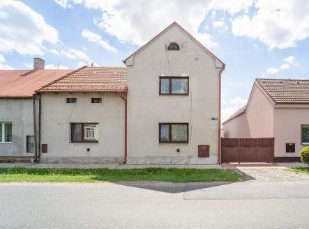 dům 1 | Prodej - dům/vila, 152 m²