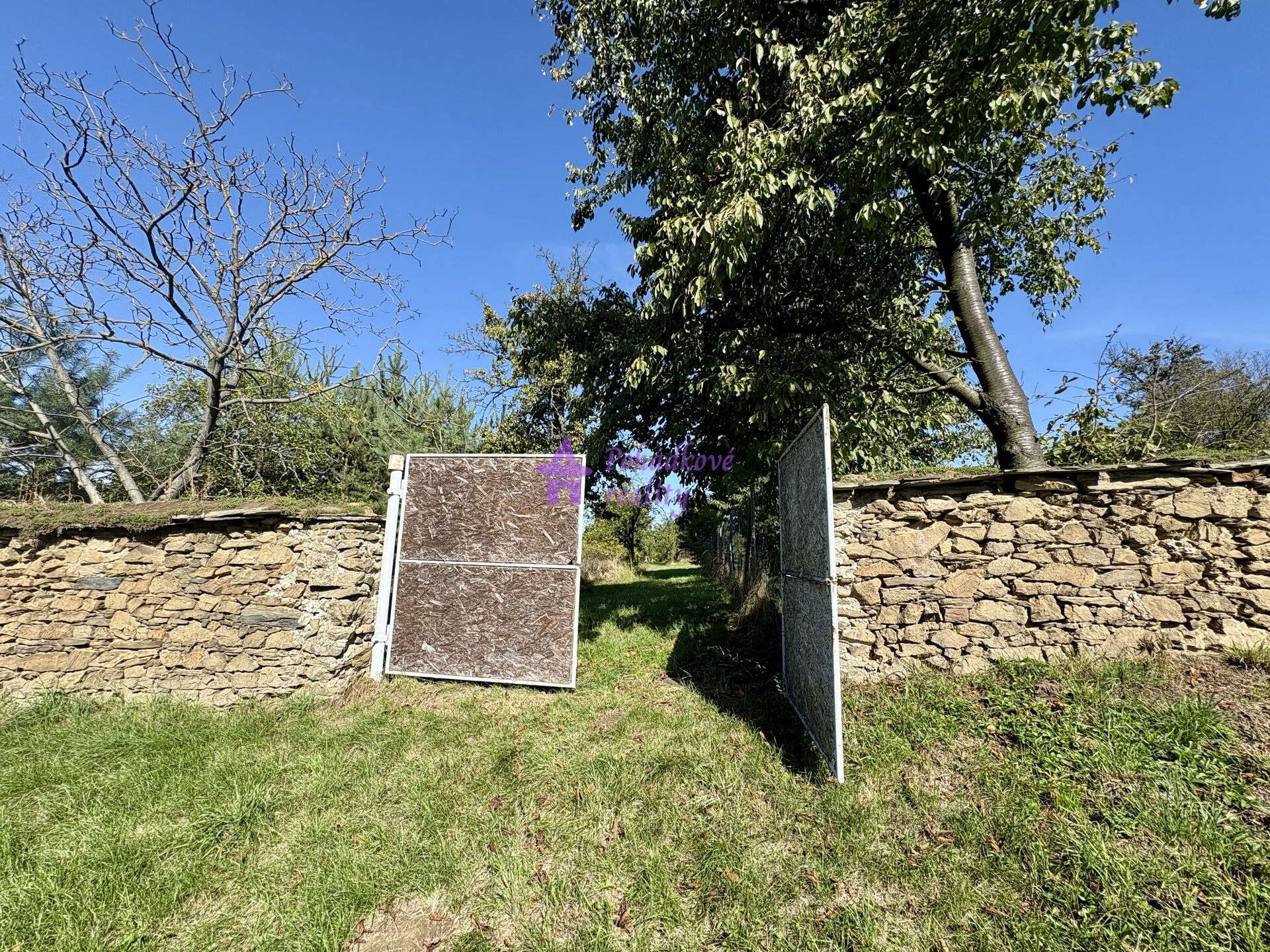 Pronájem zahrady, 1 528 m², Droždín