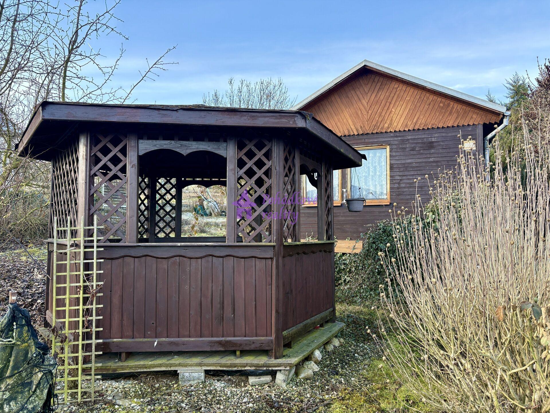 Prodej chatky se zahradou 402 m², Olomouc Slavonín