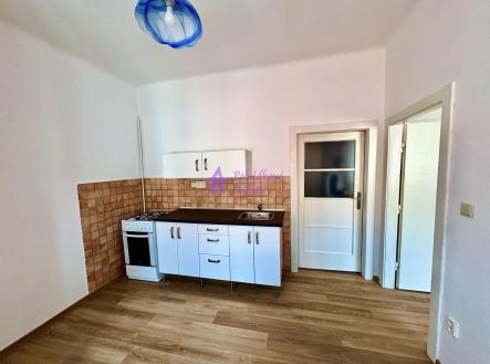 Pronájem bytu, 1+1, 34 m²