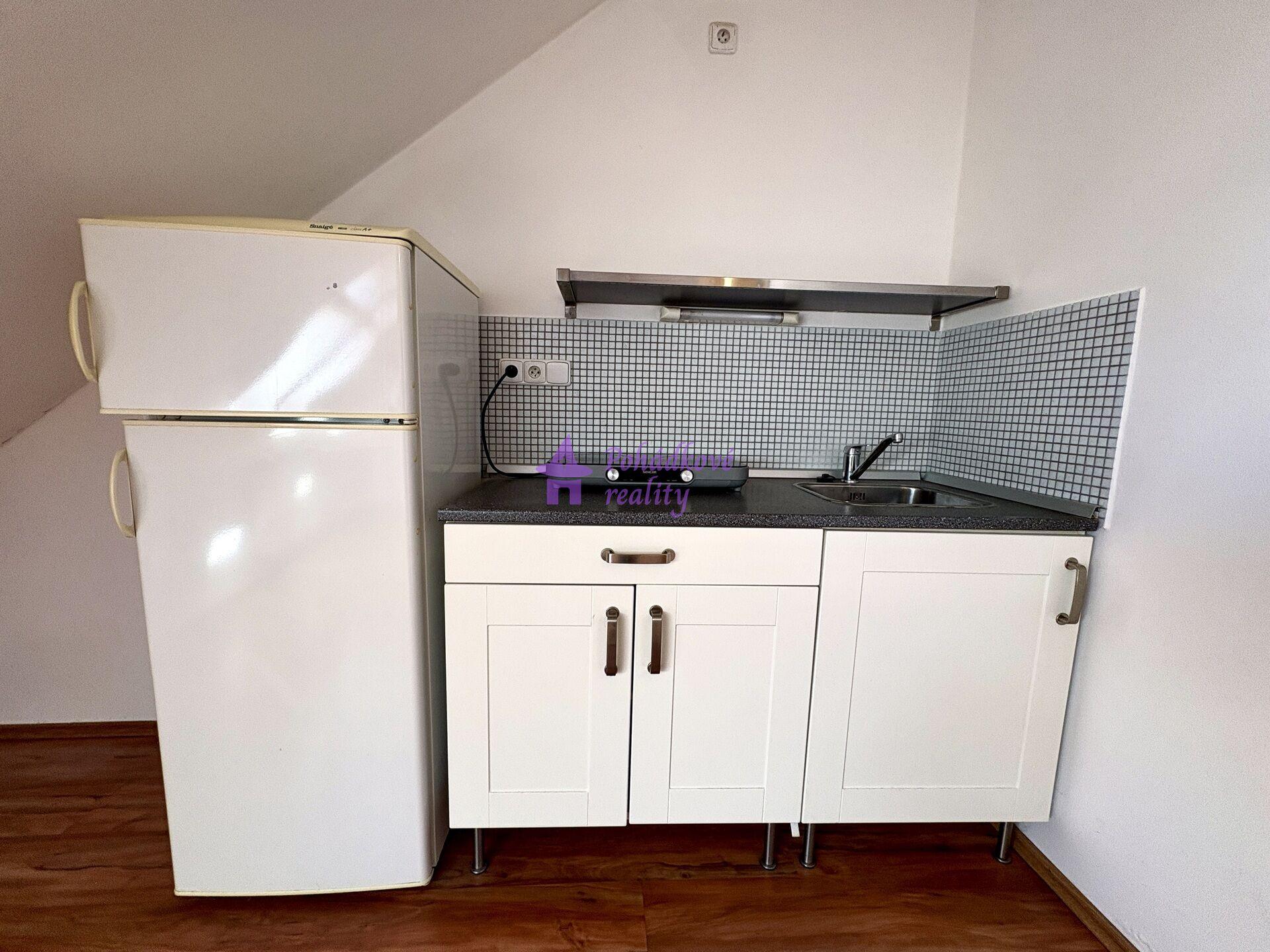 Pronájem bytu 1+KK, 22 m², Olomouc - ul.Zeyerova