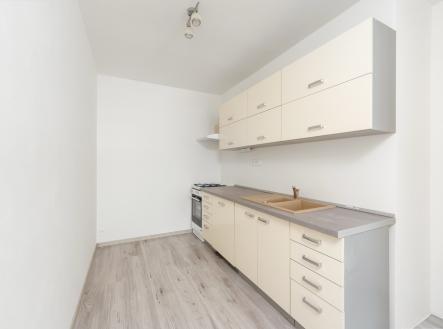 veronske-namesti-11-1.jpg | Prodej bytu, 2+kk, 51 m²