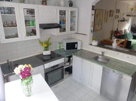 p1120944.jpg | Prodej - dům/vila, 132 m²