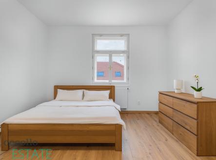 chatgpt-image-10.10.2025-19-12-15.png | Prodej bytu, 1+kk, 33 m²