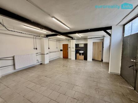 img-2317.jpeg | Pronájem - obchodní prostor, 175 m²