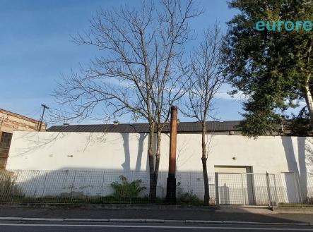 3-1.jpg | Pronájem - skladovací prostor, 112 m²