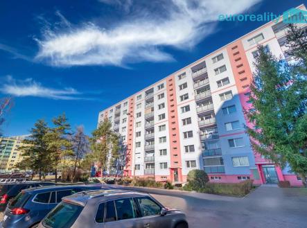 celkový pohled na dům | Prodej bytu, 3+1, 70 m²