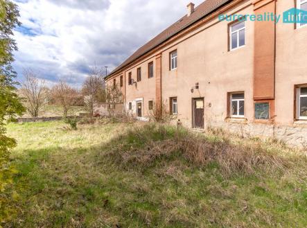 dsc09613-hdr.jpg | Prodej - zemědělský objekt, 1 729 m²