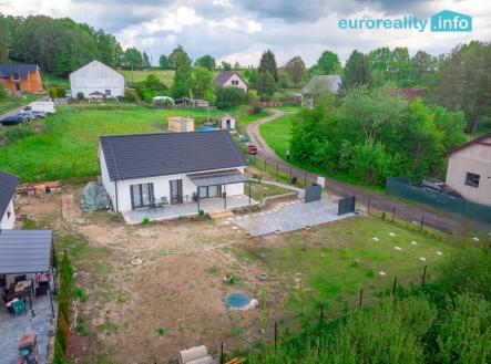 pohled na dům | Prodej - dům/vila, 75 m²