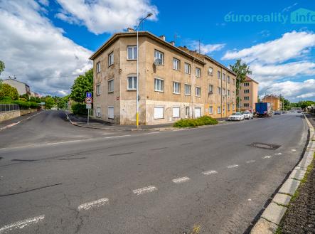 Prodej - nájemní dům, 330 m² obrázek