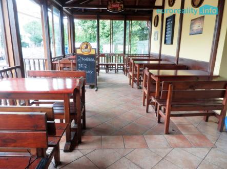120.jpg | Pronájem - restaurace, 395 m²