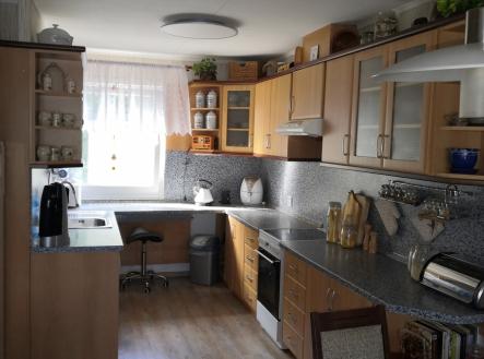 img-20250630-174821-kopie.jpg | Prodej - dům/vila, 200 m²