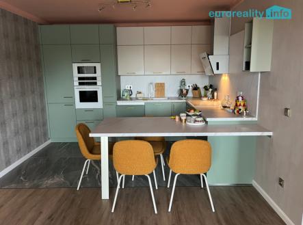 snimek-obrazovky-2025-07-08-v-10.54.56.png | Prodej bytu, 3+kk, 92 m²