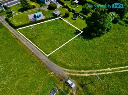 Prodej - pozemek pro bydlení, 678 m² obrázek