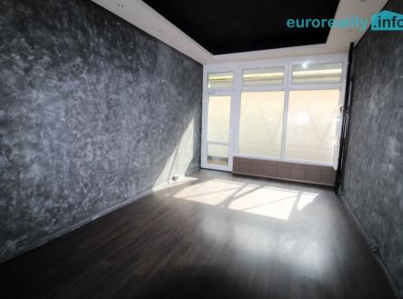 nebytový prostor | Prodej - obchodní prostor, 23 m²