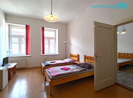 p-20230622-094917.jpg | Prodej - nájemní dům, 810 m²