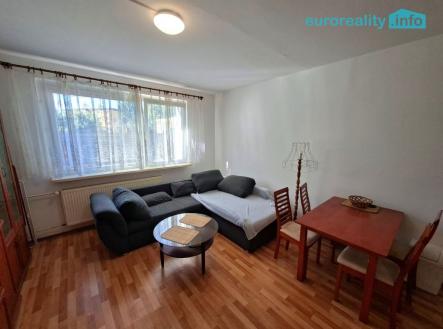 b4.jpg | Pronájem bytu, 2+kk, 41 m²