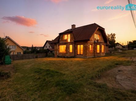 Prodej - dům/vila, 247 m² obrázek
