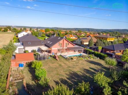 celkový pohled | Prodej - dům/vila, 270 m²
